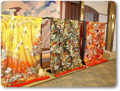 �������T�C�N���E���s�{�ō�������E���z����őI�ԂȂ�R�R�I